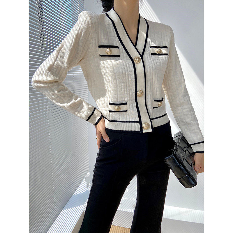 Crop Cardigan Vintage - 女性用長袖Vネックカーディガン,ストリートセーター,カジュアルボタン,パッチワーク,エレガントなヴィンテージトップス,春と秋