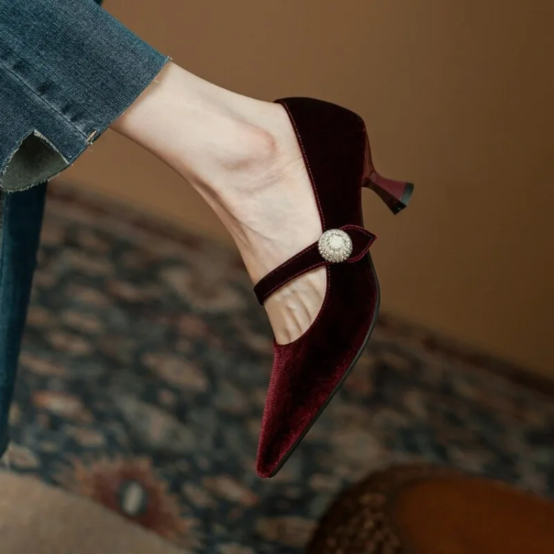 ワインレッド ポインテッドトゥ メリージェーンシューズ レデ - Vintage Fashion Heels のレビューと価格