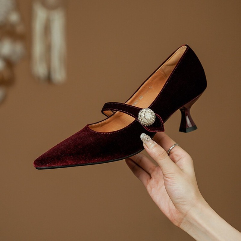 ワインレッド ポインテッドトゥ メリージェーンシューズ レデ - Vintage Fashion Heels のレビューと価格