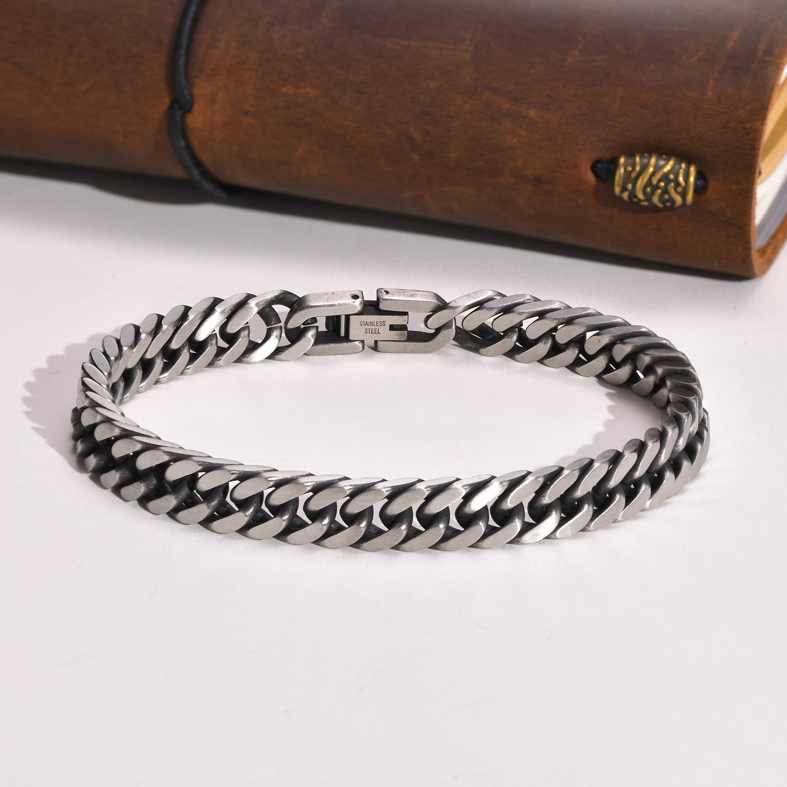 Vnox 分厚いレトロキューバチェーンブレスレット男性用、ヴ - Vintage Fashion Outfits Men のレビューと価格